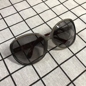 Authentic Fendi sunglasses with Neiman Marcus case